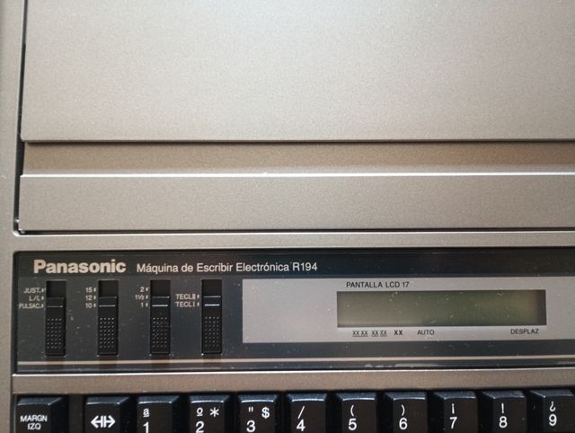Máquina escribir Panasonic R194