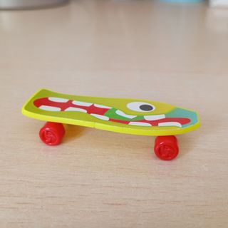 Monopatín Kinder Joy