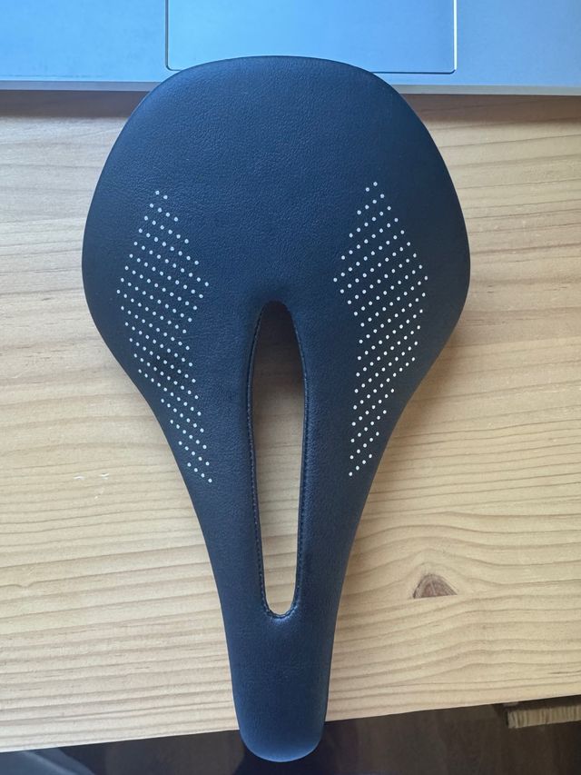 Sillín bici carbono