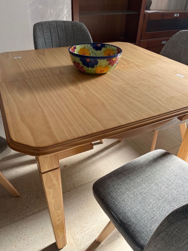 Mesa extensible comedor 4 sillas