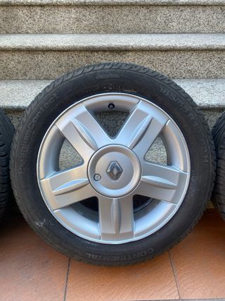 4 Llantas Renault 4x100 con neumáticos