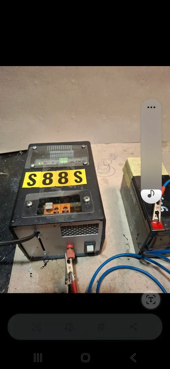 Caricabatteria CB401 - 5A 12V