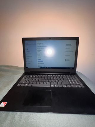 Computer portatile Lenovo V145-15AST 81MT004PIX