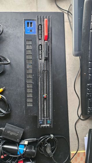 Super Rebajado! PS2  2 mandos + 2 micrófonos 