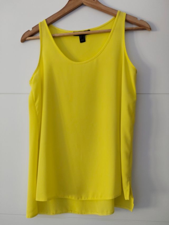 Camiseta tirantes amarilla