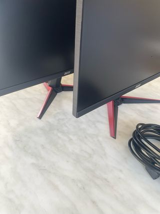 2 Pantallas Acer Nitro VG220Q 21.5" LED IPS HD