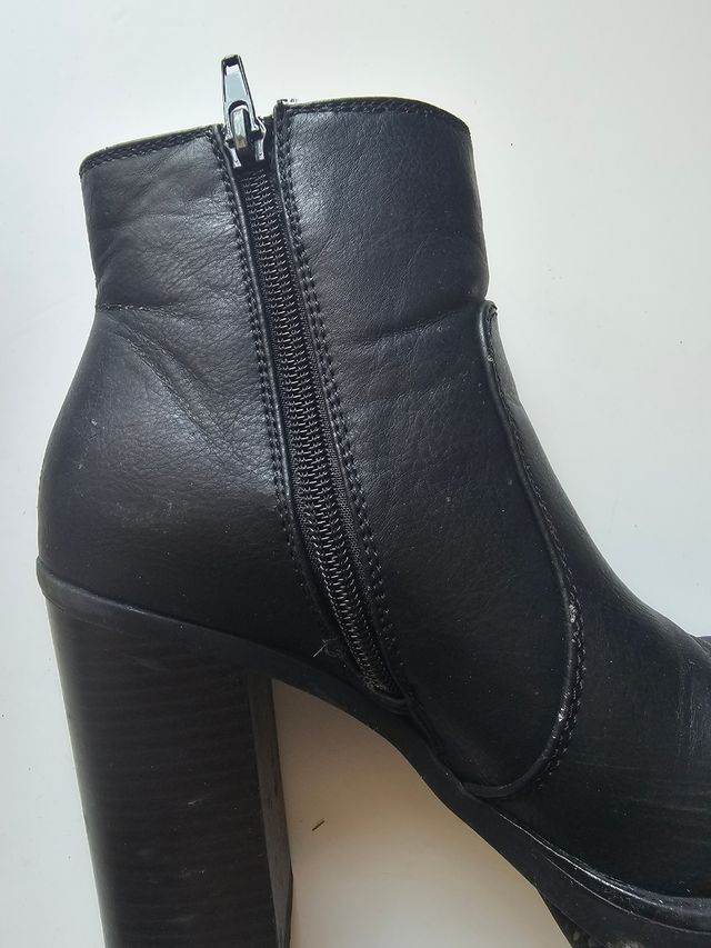 Botines negros tacón alto