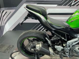 Kawasaki Z900 Verde - Moto
