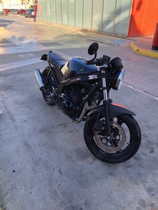 Suzuki GS500E Cafe Racer
