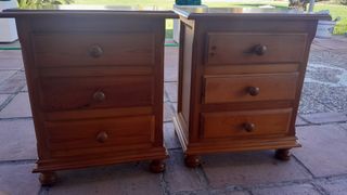Mesitas noche madera - las dos 25€