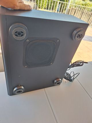 Yamaha SR-300 Subwoofer - Receptor Integrado