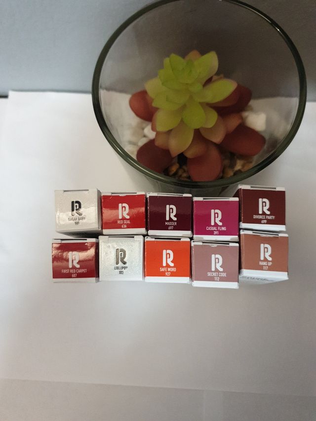 10pz Dramalips Glassy Rabanne.