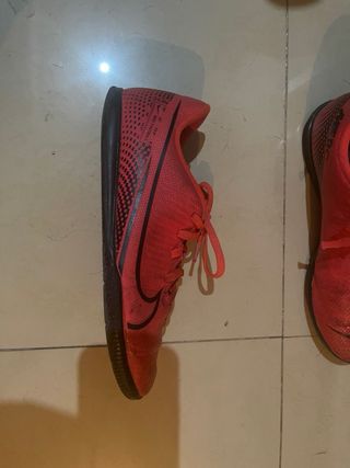 Zapatillas Nike Mercurial rojas