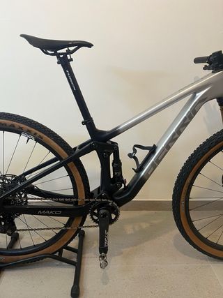Bicicleta Berria Mako carbono talla S