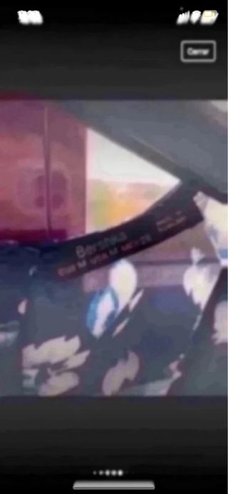 Mono corto flores blanco y azul marino