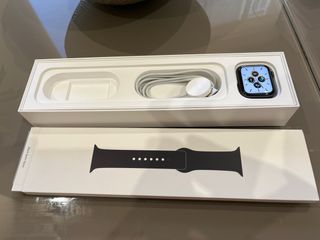 Apple Watch 5 (GPS) - Negro