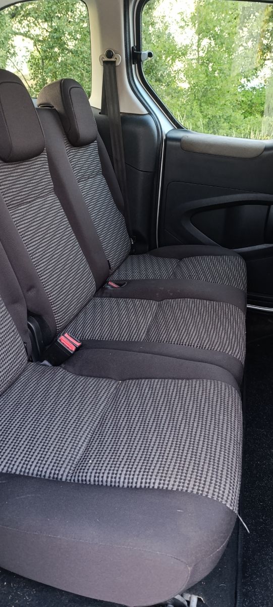 Peugeot Partner 2009 B