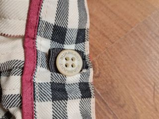 Falda Burberry niña beige-roja