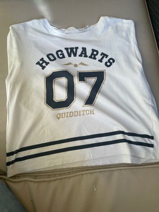 Camiseta H&M Quidditch Hogwarts
Talla- 12/14