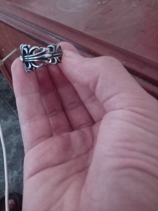 Anillo Chrome Hearts plata size 9 us
