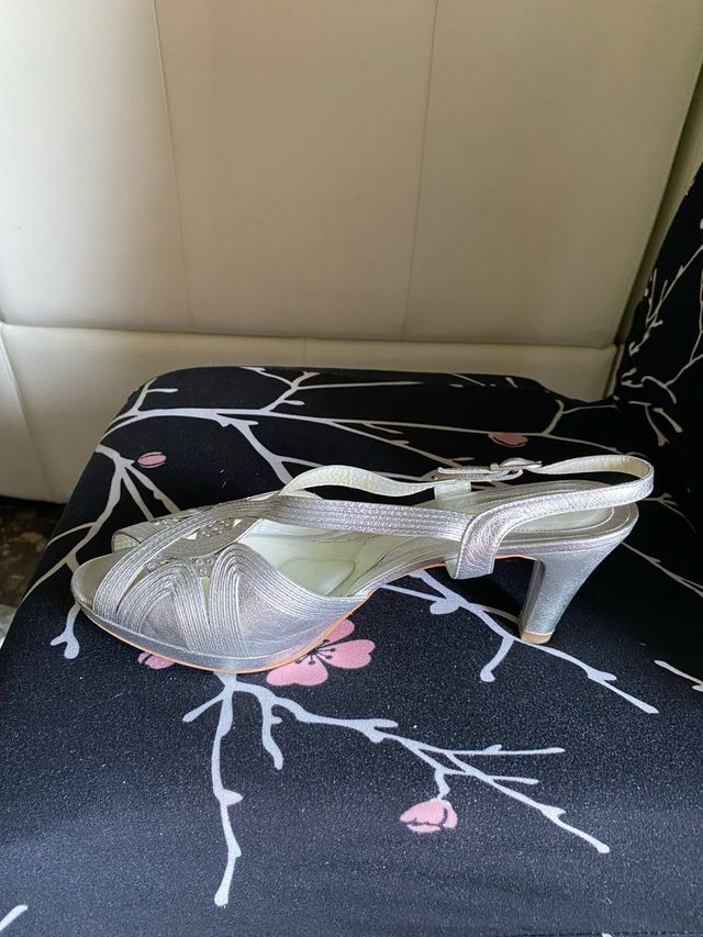 Sandalias plata fiesta