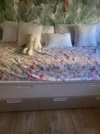 Cama nido infantil ,con tres cajoneras