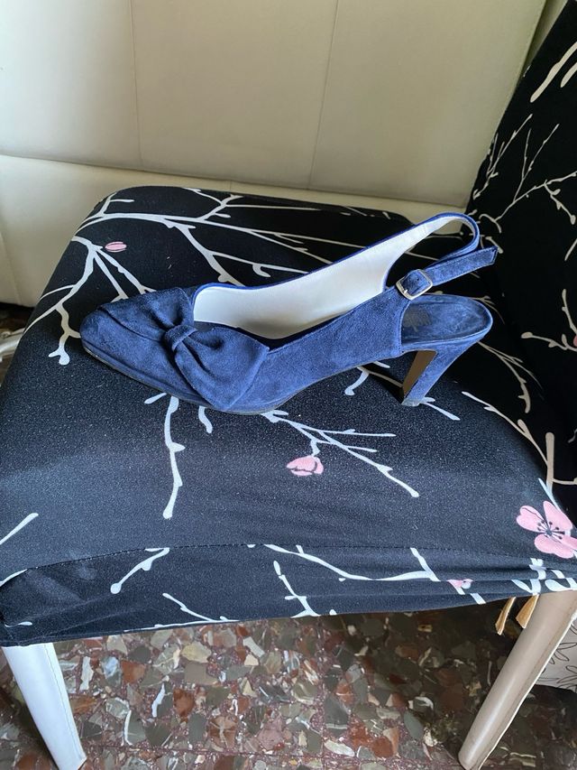 Sandalias tacón azul marino