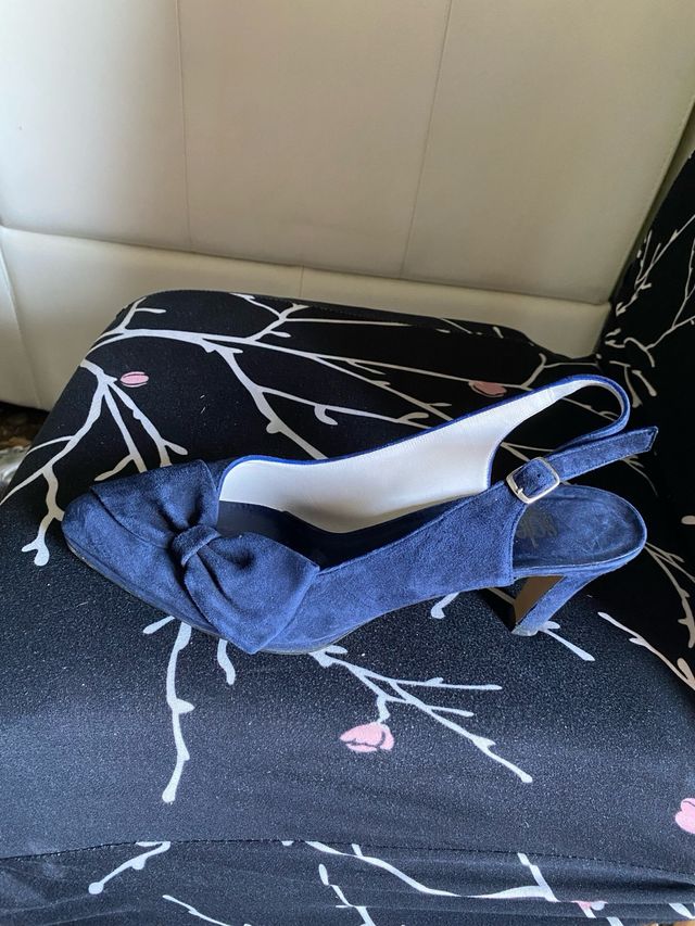 Sandalias tacón azul marino