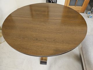Mesa redonda extensible de madera