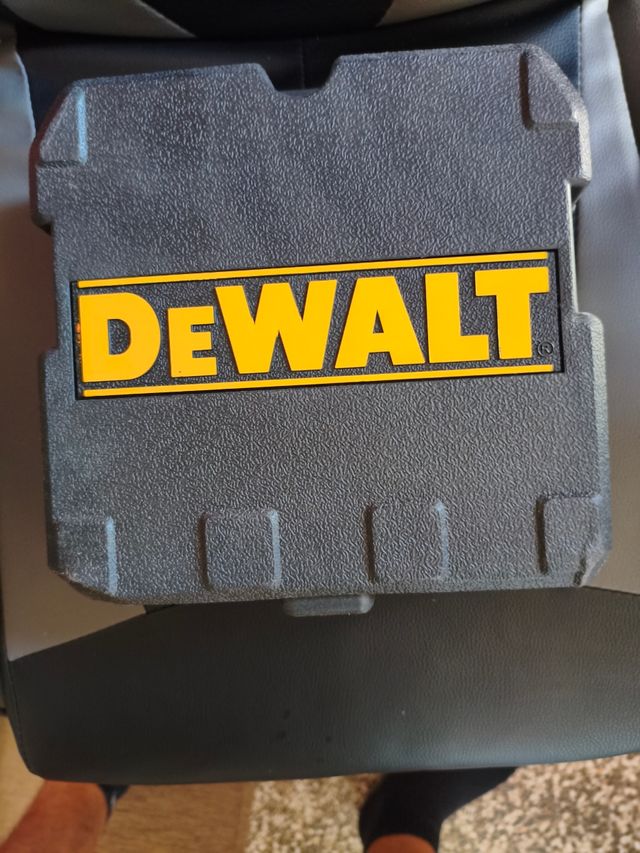 Nivel láser Dewalt 2 líneas