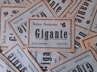 Sobres sorpresa antiguos, con revistas musicales