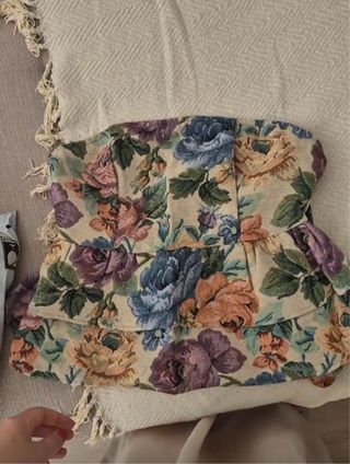 Top floral sin tirantes - L