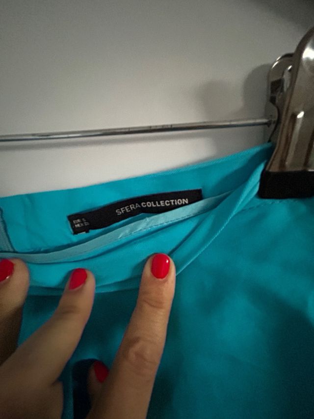 Falda midi turquesa