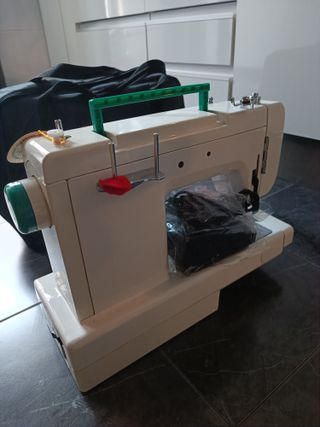 Máquina Coser eléctrica Sigma modelo 5012