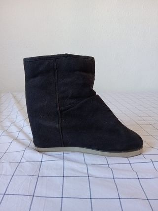 Botines negros - botines de borreguillo