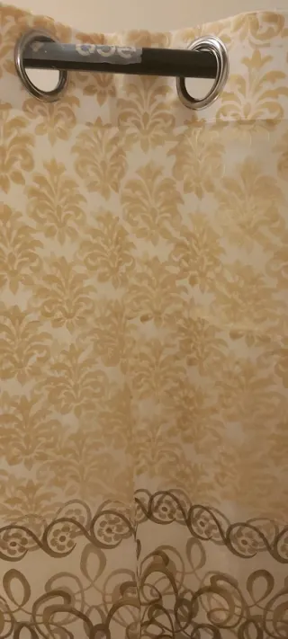 Cortinas doradas - Tela decorativa