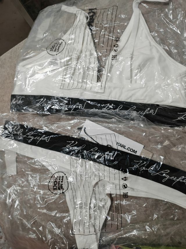 Conjunto Karl Lagerfeld blanco - Talla L