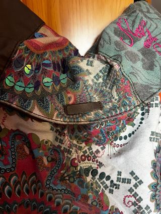 Bolso Desigual marrón y multicolor