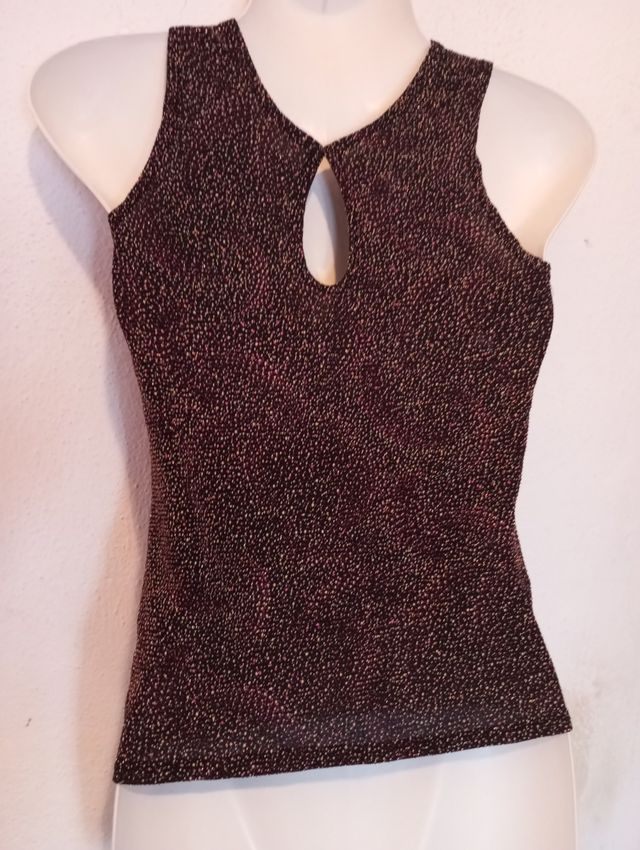 Top marrón brillante