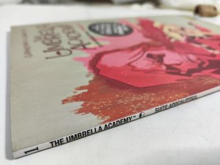 The Umbrella Academy – Suite Apocalíptica 1 – Norm