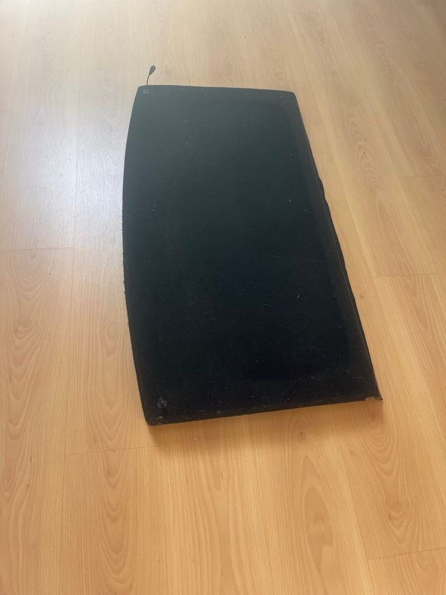 Bandeja maletero Golf IV