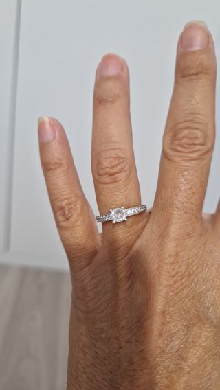 Anillo Attract Swarovski  Talla 58