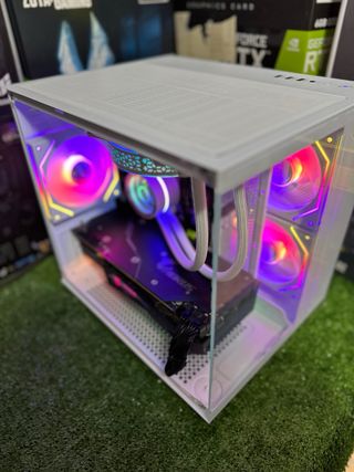 PC Gaming i5 / 9060XT 16 Gb