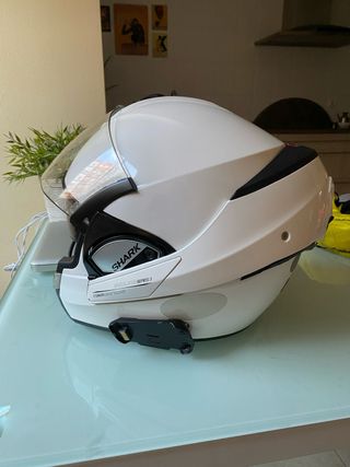 Casco moto Shark Evoline. 