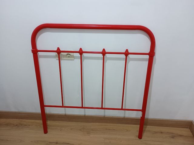 Cabecero cama metal rojo