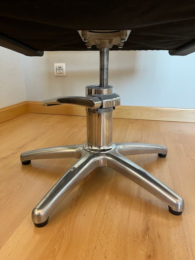 Sillón Peluquería Pahi Negro nuevo, sin usar