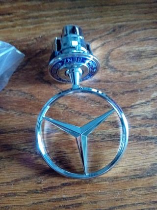 Emblema Mercedes-Benz