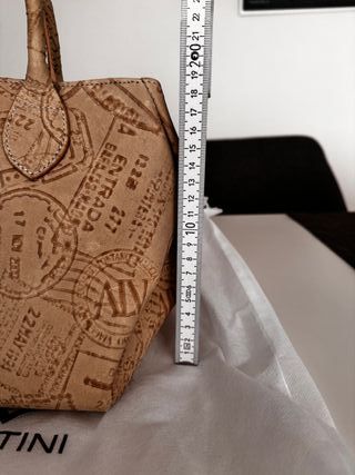 Bolso Alviero Martini beige