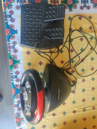 Volante+Pedales PS3 (Playstation 3)