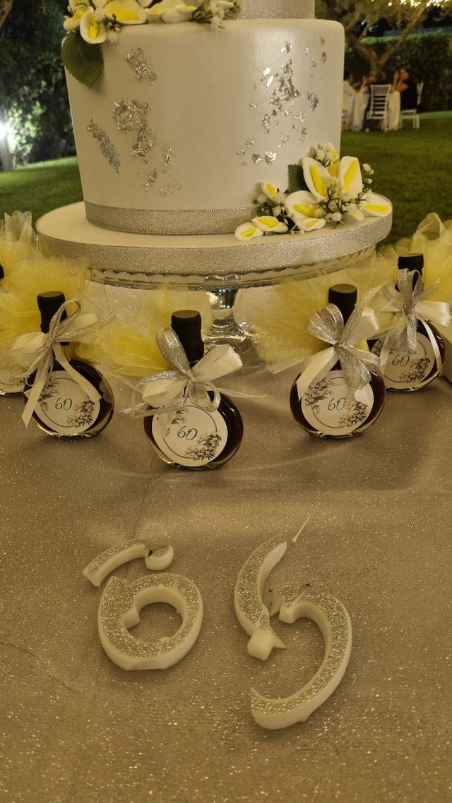 Torta finta 3 piani - argento/bianco